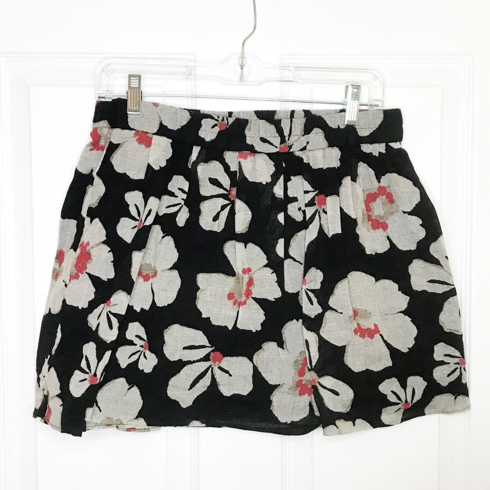 GAP mini skirt